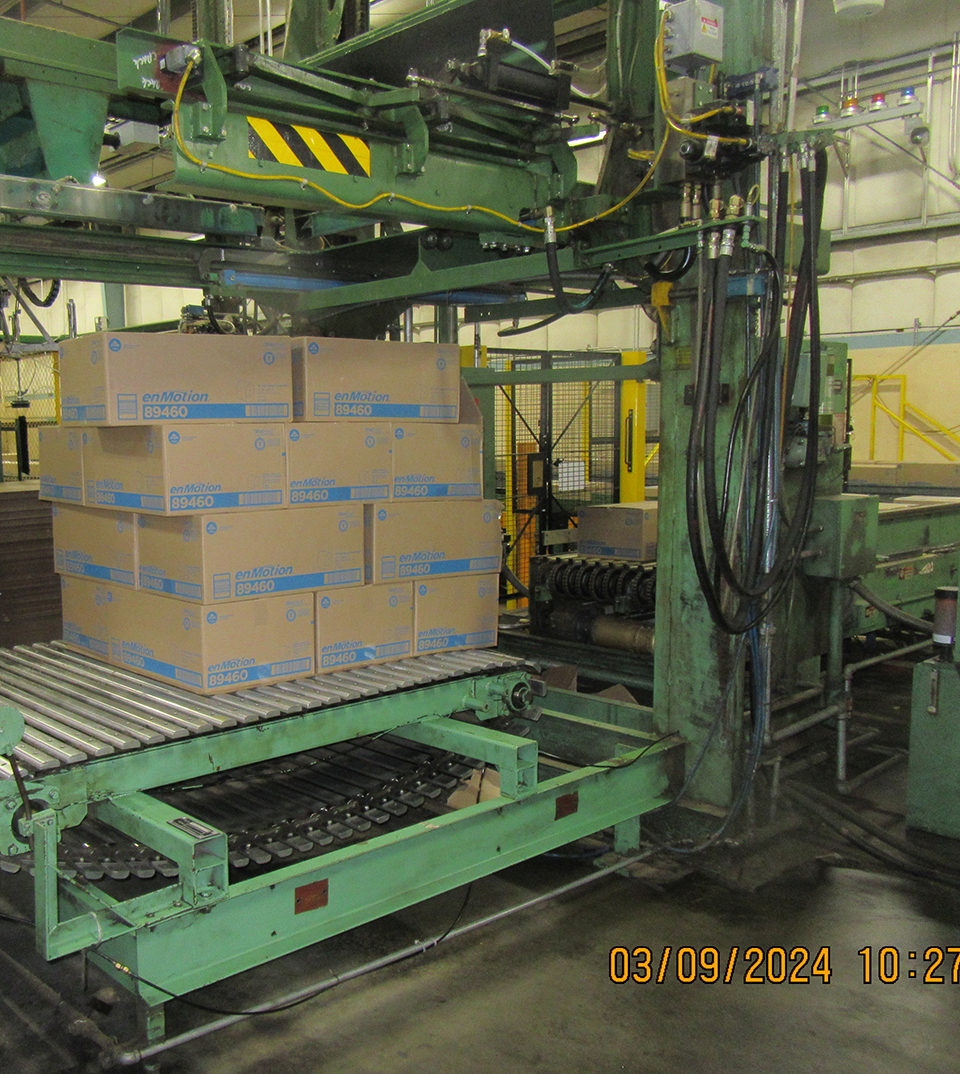 Paper packing machine